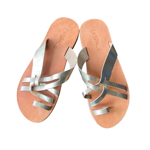 l*space Shoes - L SPACE Sandal Womens Sz 8 Gold Metallic Shore Break Coastal Beach Festival
